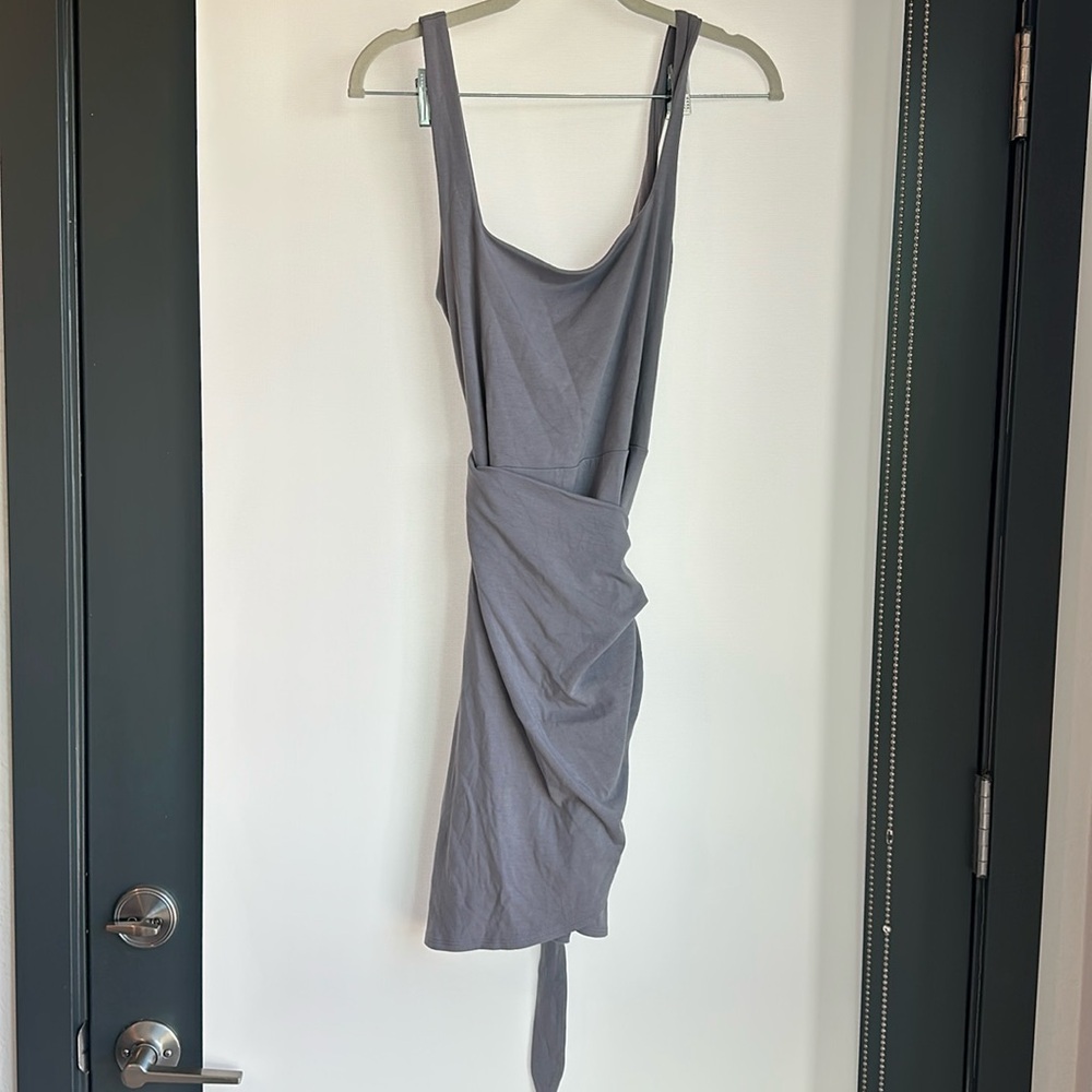 Aritzia Saturn Mini Dress Drapey jersey mini wrap dress